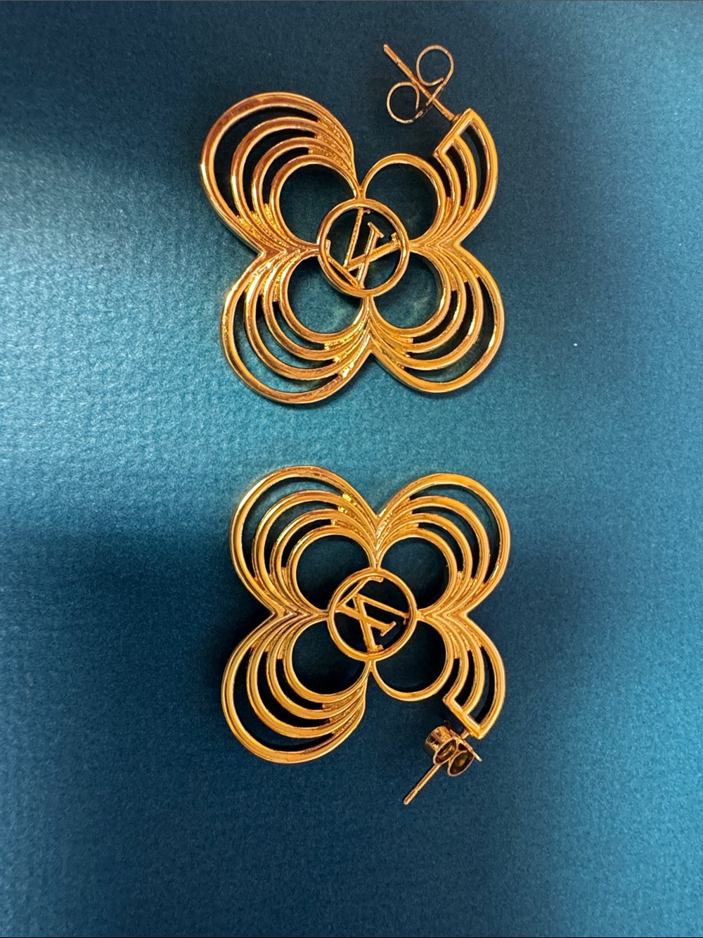 Gold Floral Openwork Hoop Earrings